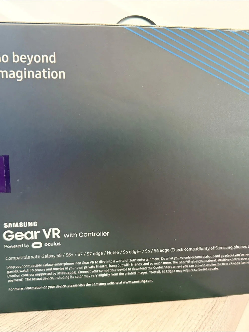 Samsung Gear VR Headset with Controller - Black